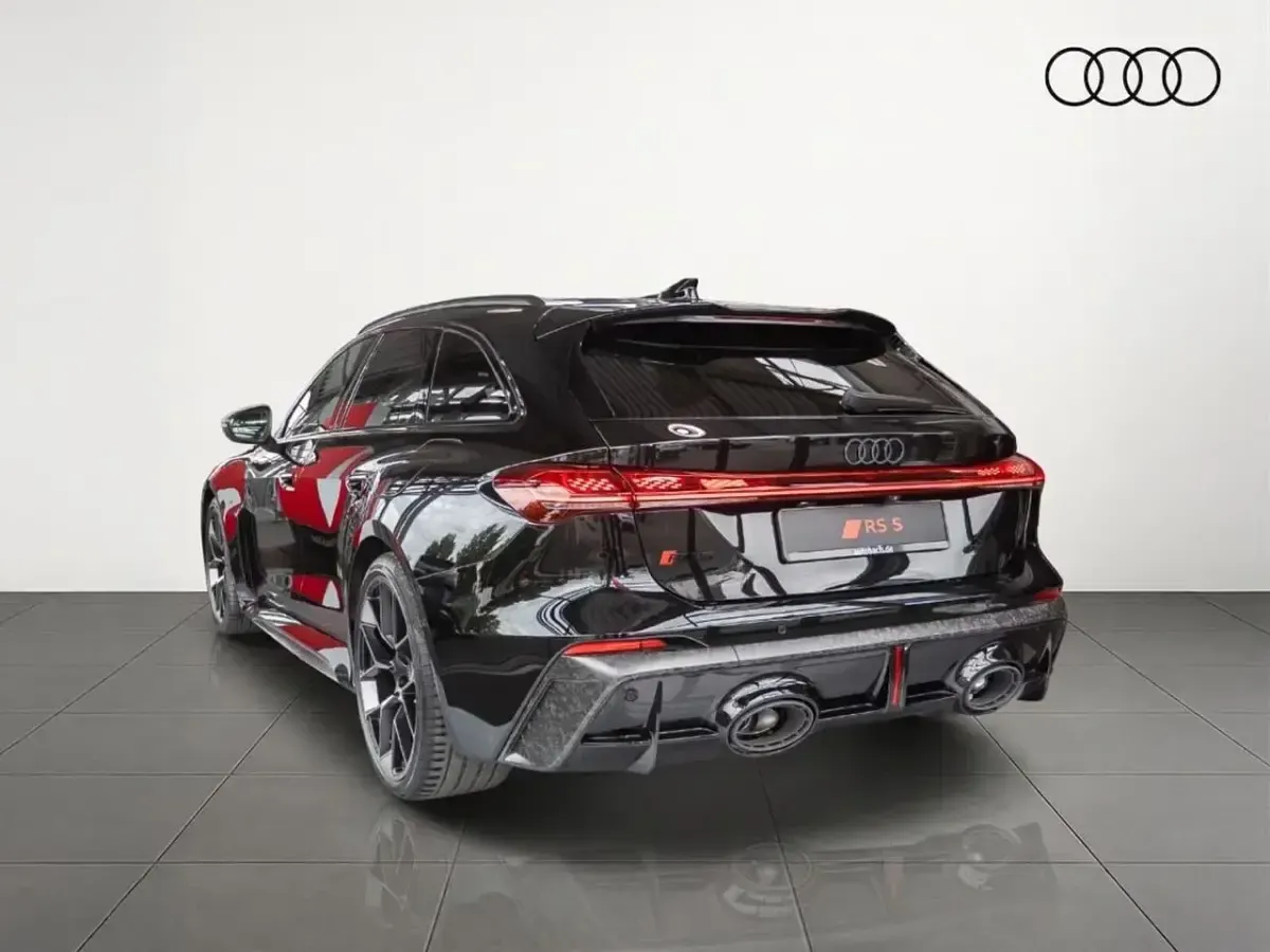 Nuova Audi RS5 Sport 639 CV (469 kW) 2026 Nero Station wagon