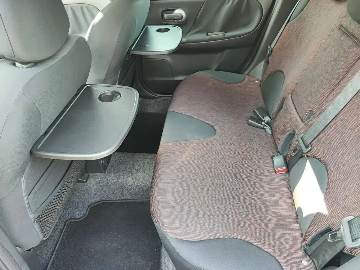 Usata Nissan Note Visia 88 CV (64 kW) 2009 Argento Utilitaria
