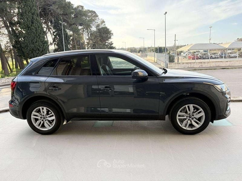 Usata Audi Q5 Advanced 204 CV (150 kW) 2022 Grigio SUV