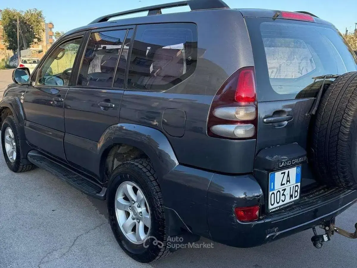 Usata Toyota Land Cruiser 173 CV (127 kW) 2005 Grigio SUV