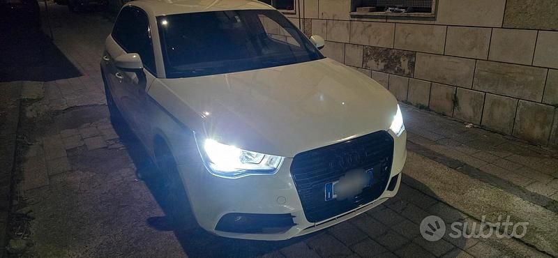 Usata Audi A1 Sportback Attraction 86 CV (63 kW) 2012 Bianco Utilitaria