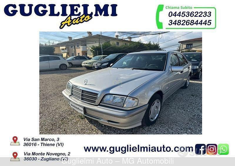Argento Usata 1998 Mercedes C200 Elegance Tre volumi | 5990 € (Ottimo prezzo) - Immagine 1/3