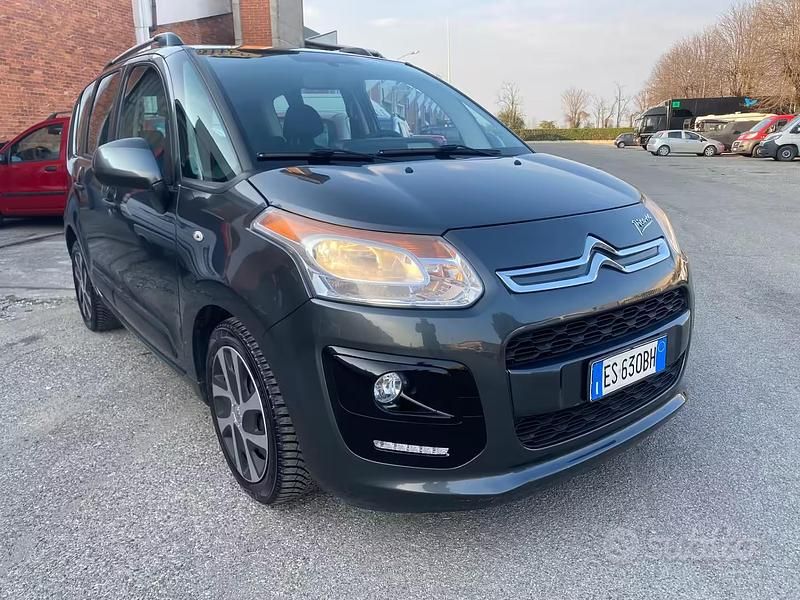 Usata Citroën C3 Picasso Attraction 92 CV (67 kW) 2013 Grigio Monovolume