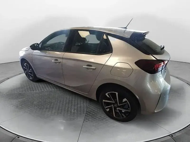 Nuova Opel Corsa 101 CV (74 kW) 2026 Grigio Utilitaria