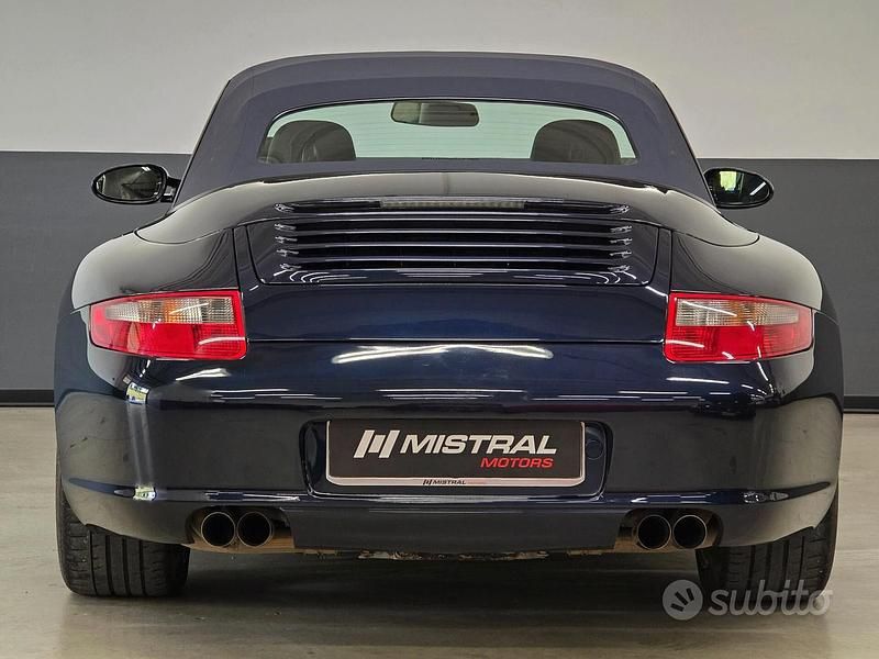 Usata Porsche 911 Carrera Cabriolet 325 CV (239 kW) 2006 Blu Cabrio