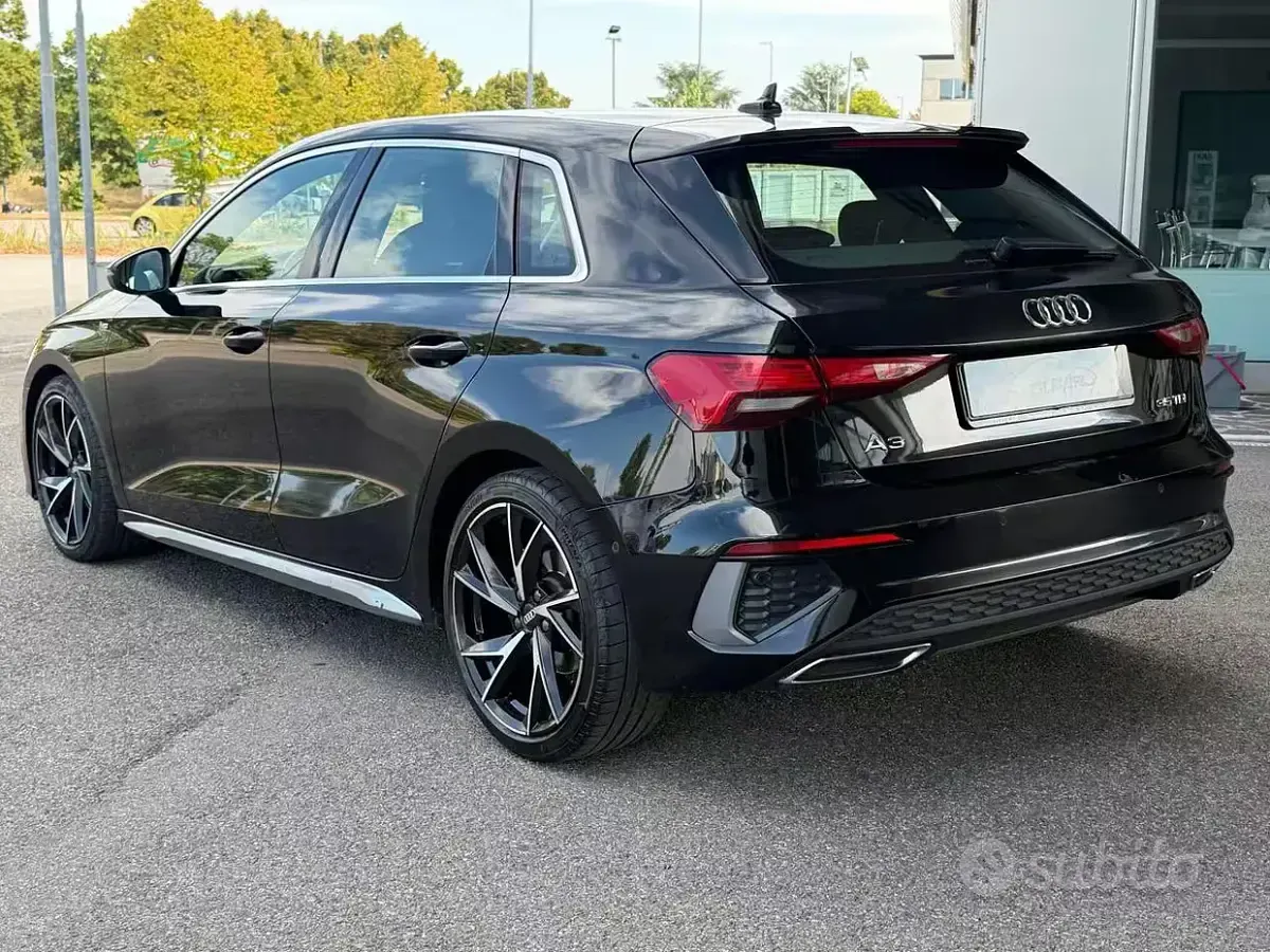 Usata Audi A3 S-Line 150 CV (110 kW) 2021 Nero Berlina