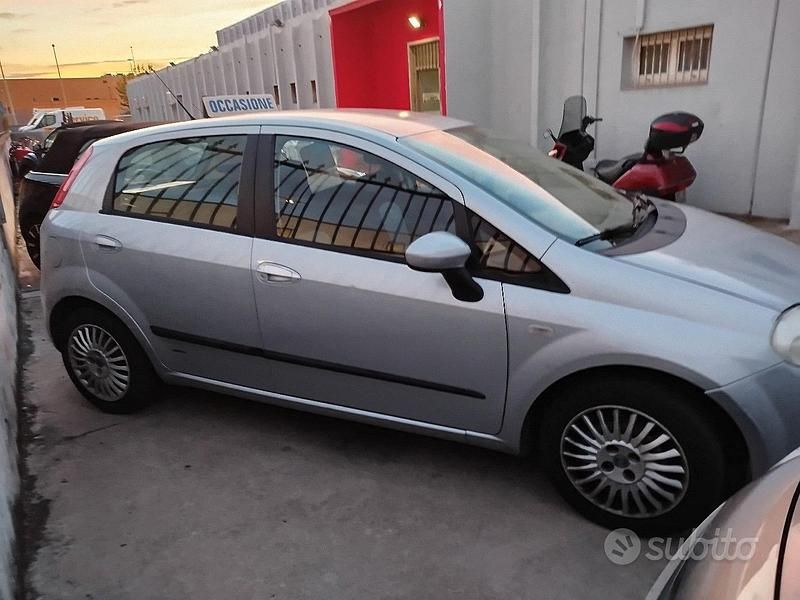 Usata Fiat Grande Punto 2006 Utilitaria