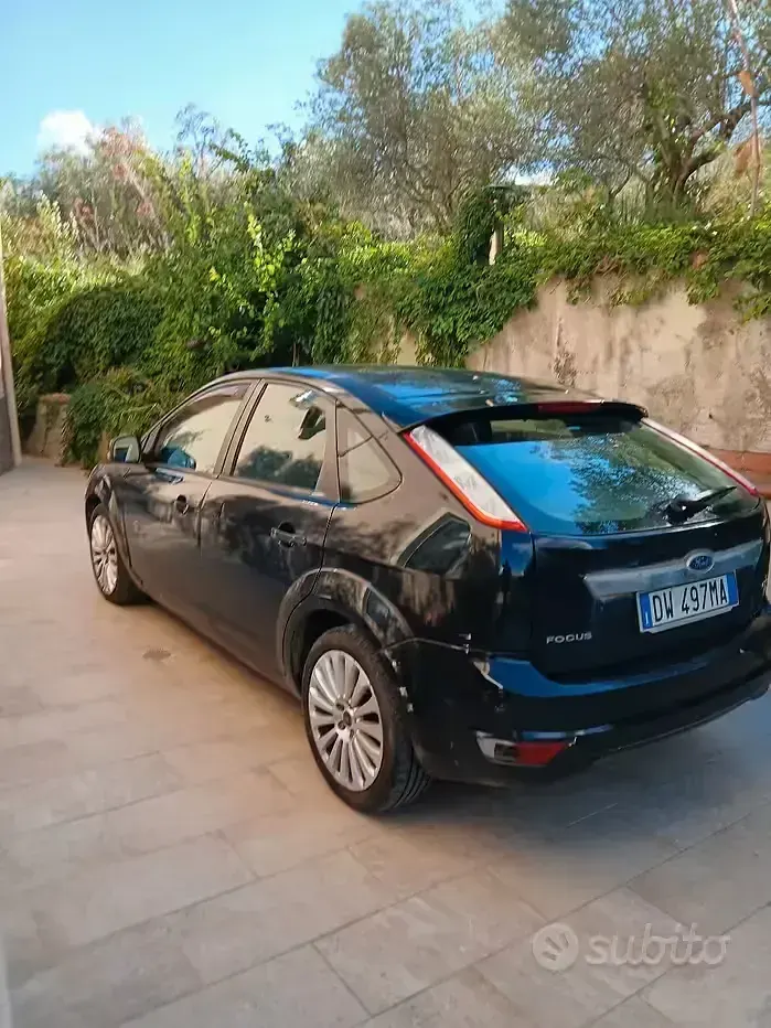 Usata Ford Focus 109 CV (80 kW) 2009 Berlina
