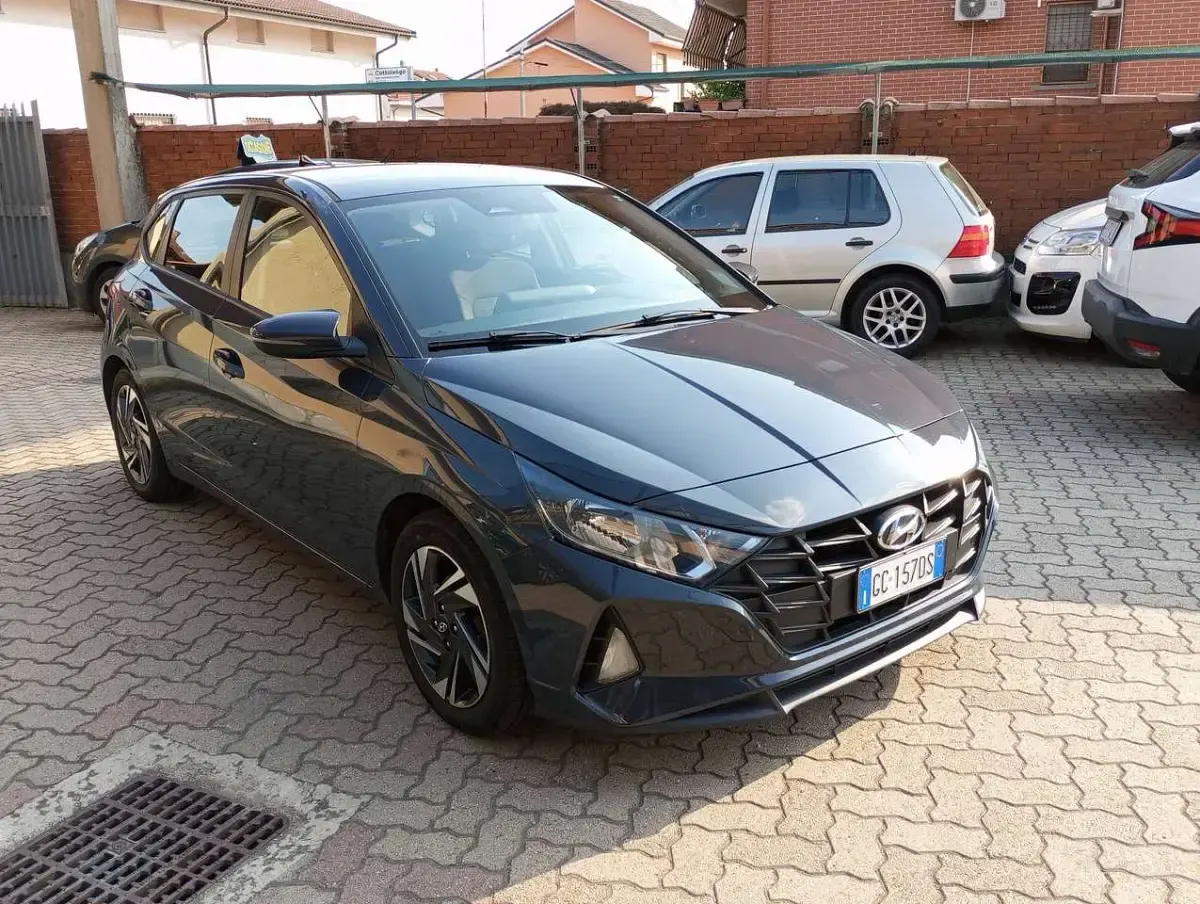 Usata Hyundai i20 83 CV (61 kW) 2021 Blu/azzurro Utilitaria