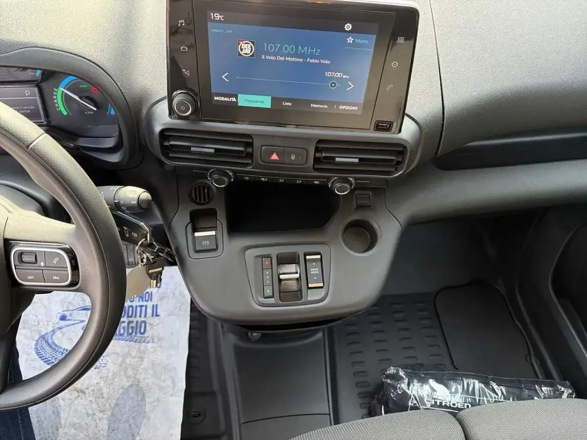 Usata Citroën e-Berlingo 100 kW (136 CV) 2023 Bianco Monovolume