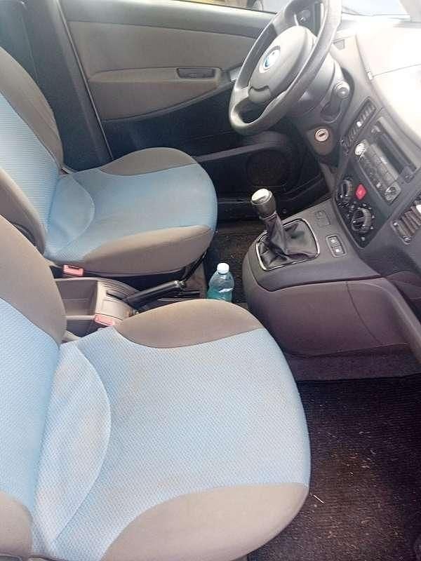 Usata Fiat Idea 69 CV (50 kW) 2006 Bianco Monovolume