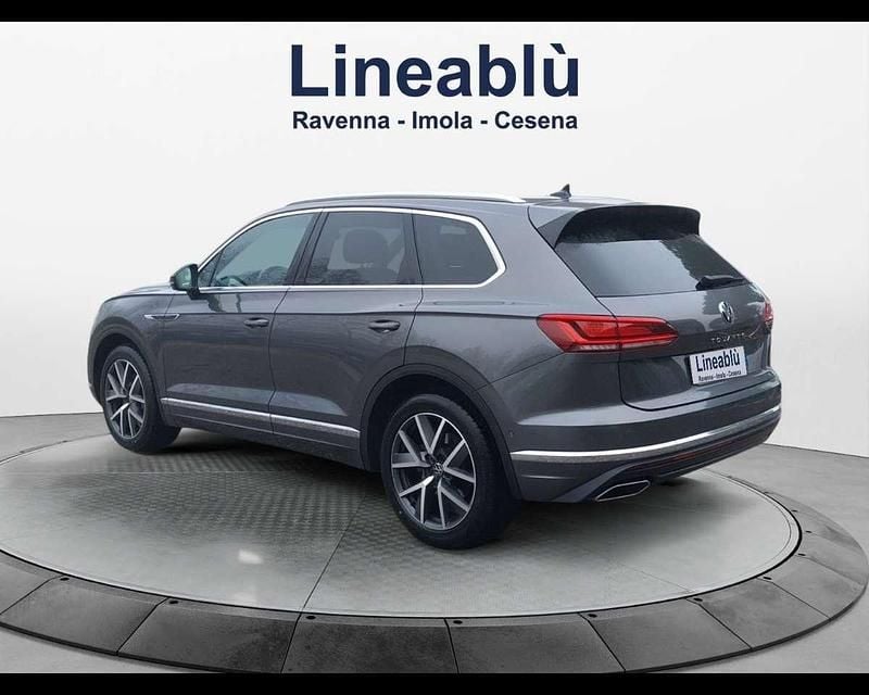 Brugt VW Touareg Elegance 231 HK (169 kW) 2022 Grå SUV