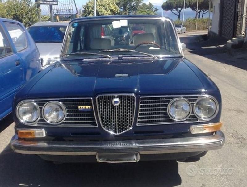 Usata Lancia 2000 1970 Blu Berlina