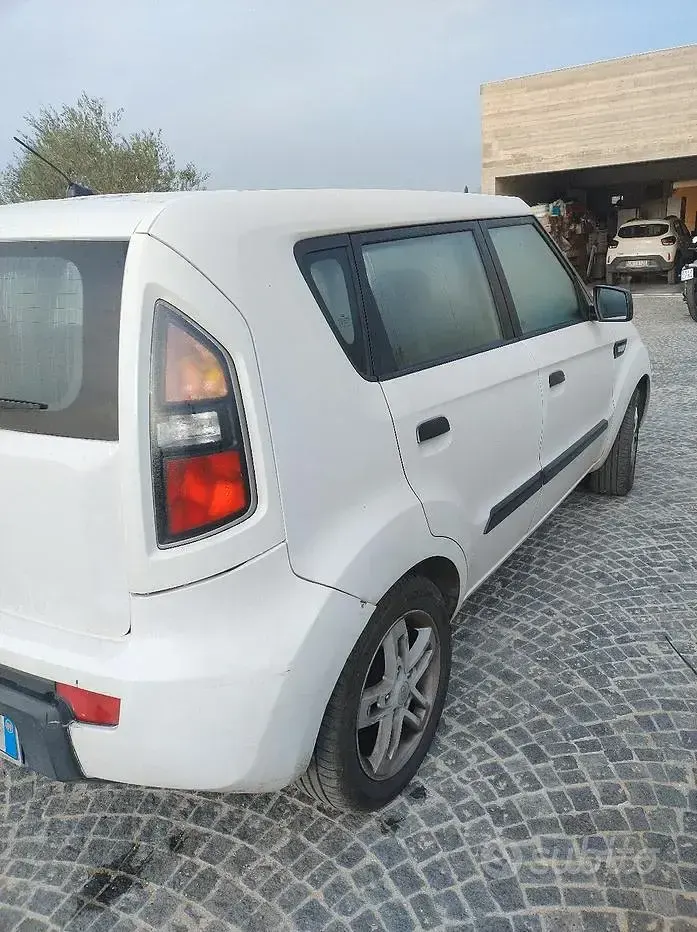Usata Kia Soul 126 CV (92 kW) 2009 Bianco SUV