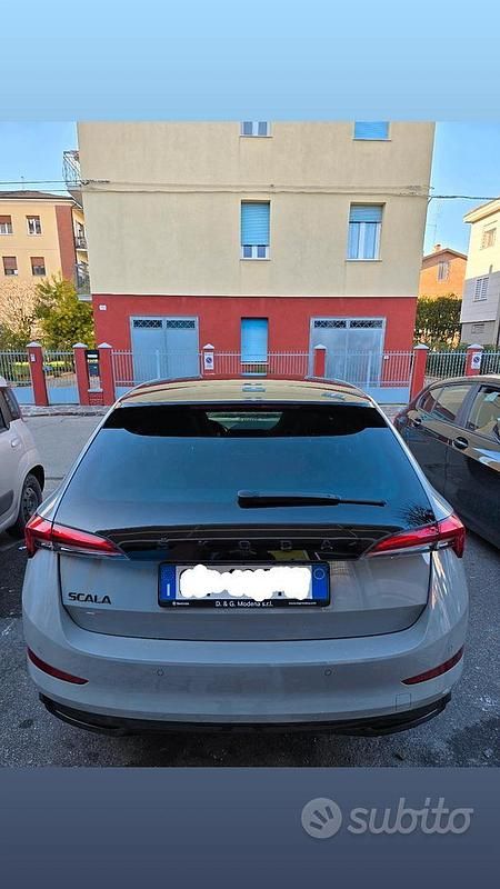 Usata Skoda Scala Monte Carlo 150 CV (110 kW) 2023 Grigio Utilitaria