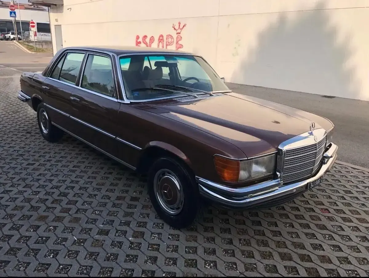 Usata Mercedes 280 SE 156 CV (114 kW) 1978 Marrone Berlina