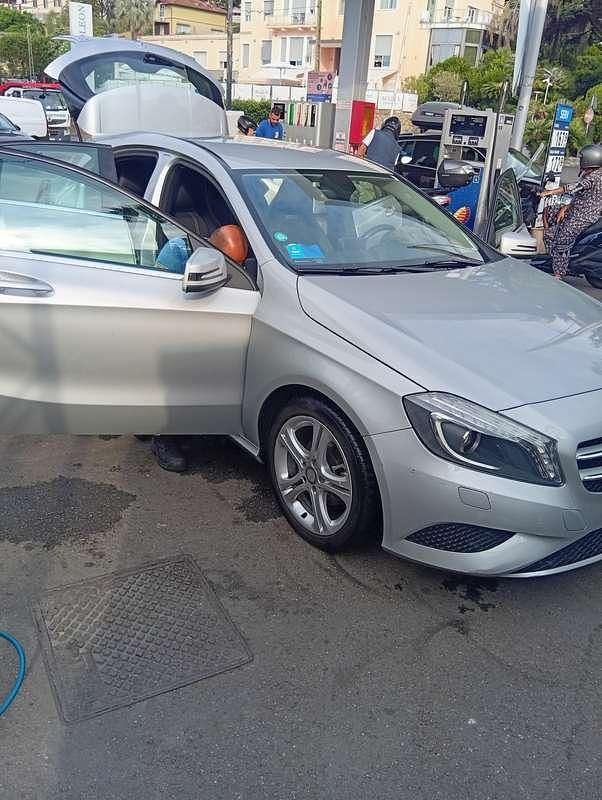 Usata Mercedes A180 109 CV (80 kW) 2012 Berlina