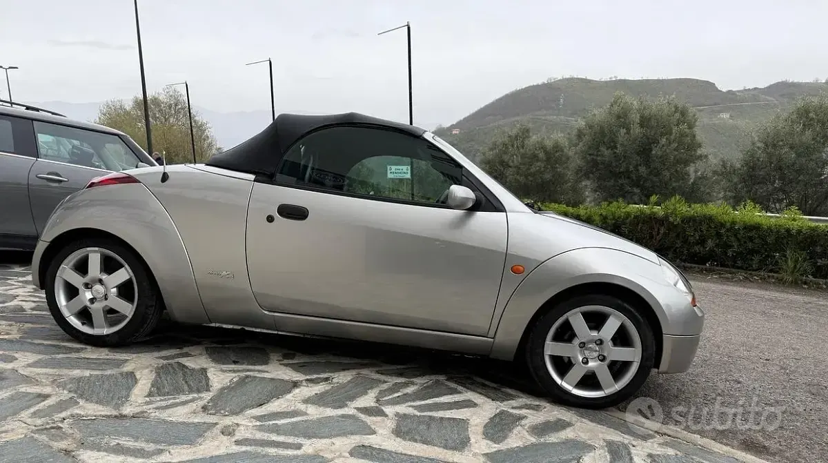 Usata Ford StreetKa 95 CV (69 kW) 2003 Grigio Cabrio