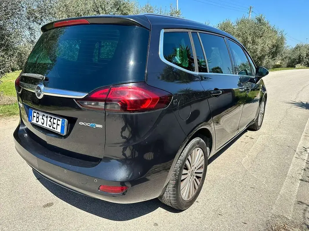 Usata Opel Zafira Tourer Cosmo 150 CV (110 kW) 2015 Nero Monovolume
