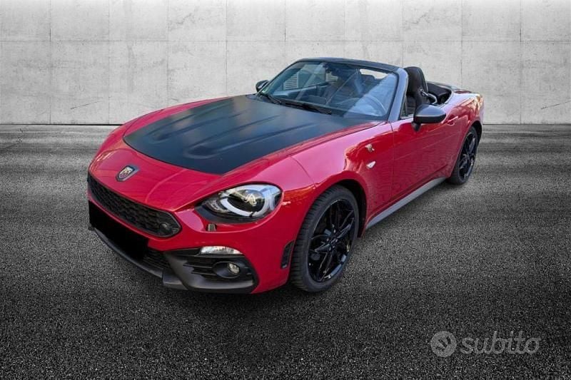Rosso Usata 2018 Abarth 124 Spider Cabrio | 28.950 € (Buon prezzo) - Immagine 1/4