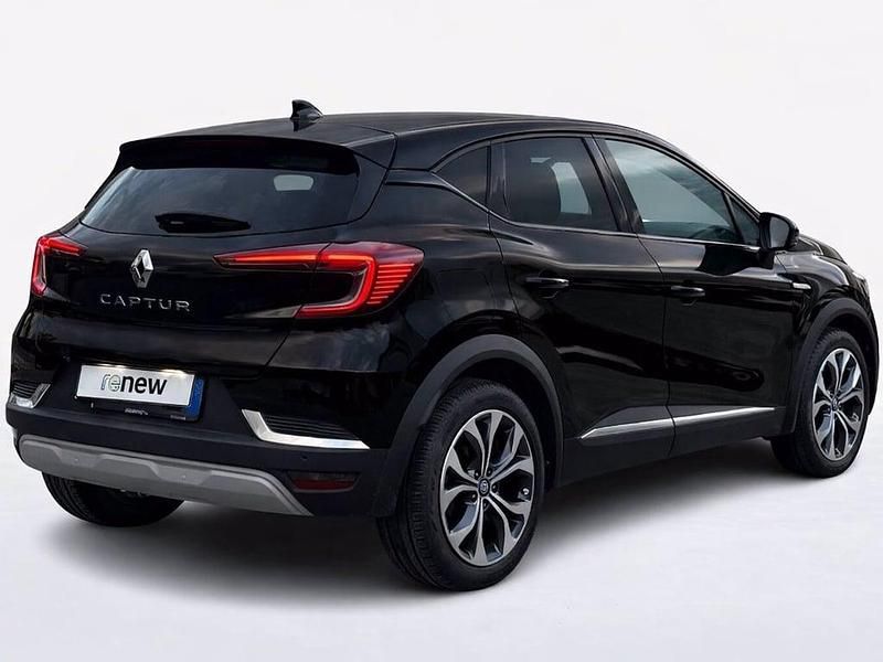 Usata Renault Captur Equilibre 101 CV (74 kW) 2022 Nero SUV