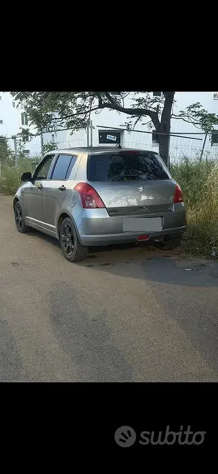 Usata Suzuki Swift 69 CV (50 kW) 2007 Grigio Utilitaria