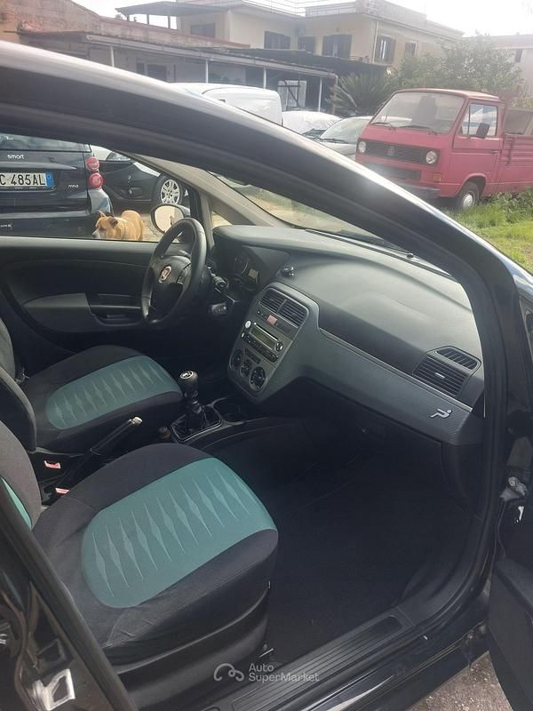 Usata Fiat Grande Punto 65 CV (47 kW) 2009 Nero Utilitaria