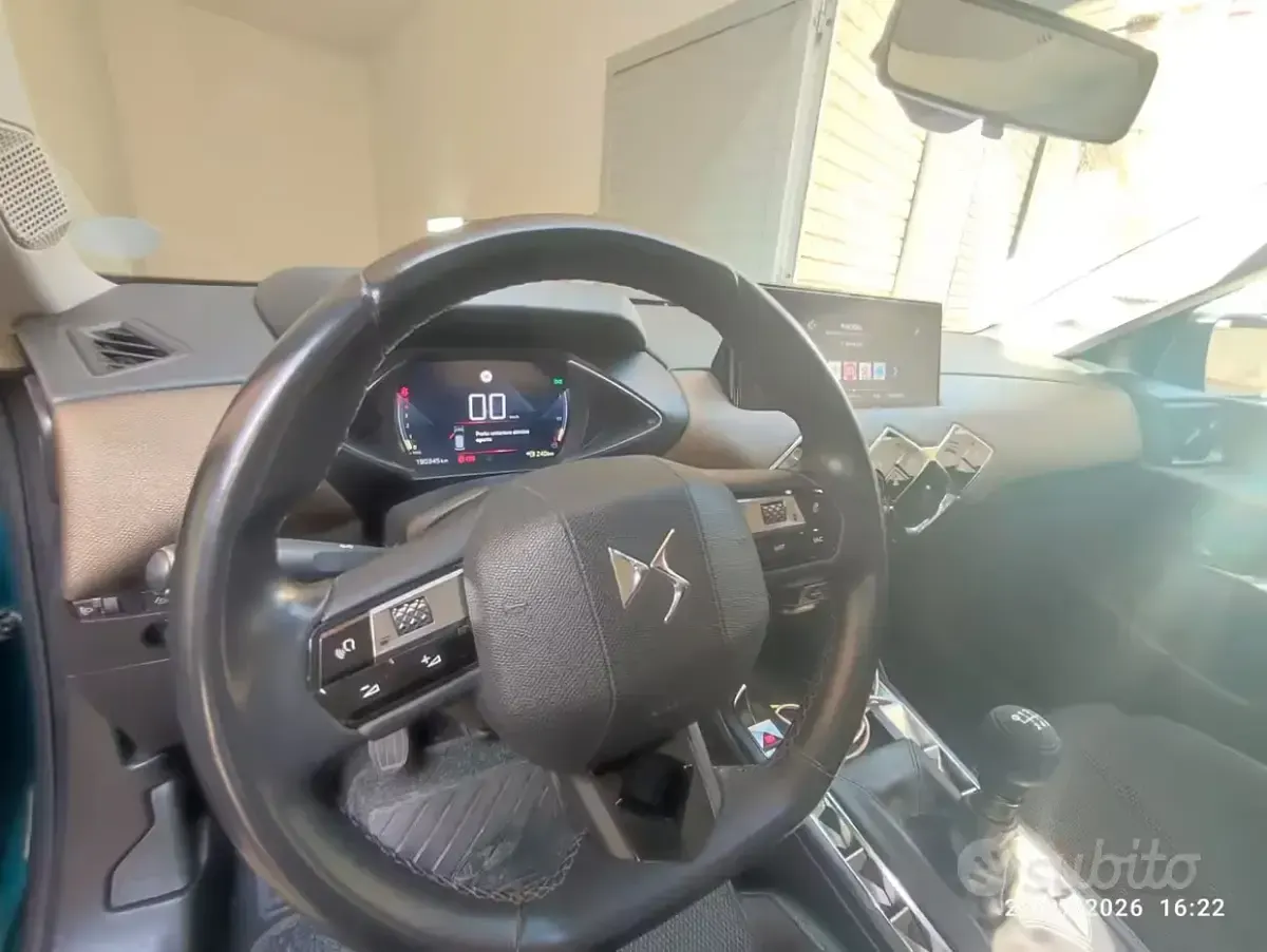 Usata DS Automobiles DS3 Crossback 102 CV (75 kW) 2019 Bluazzurro SUV