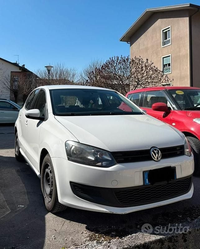 Usata VW Polo Sound 60 CV (44 kW) 2014 Bianco Berlina