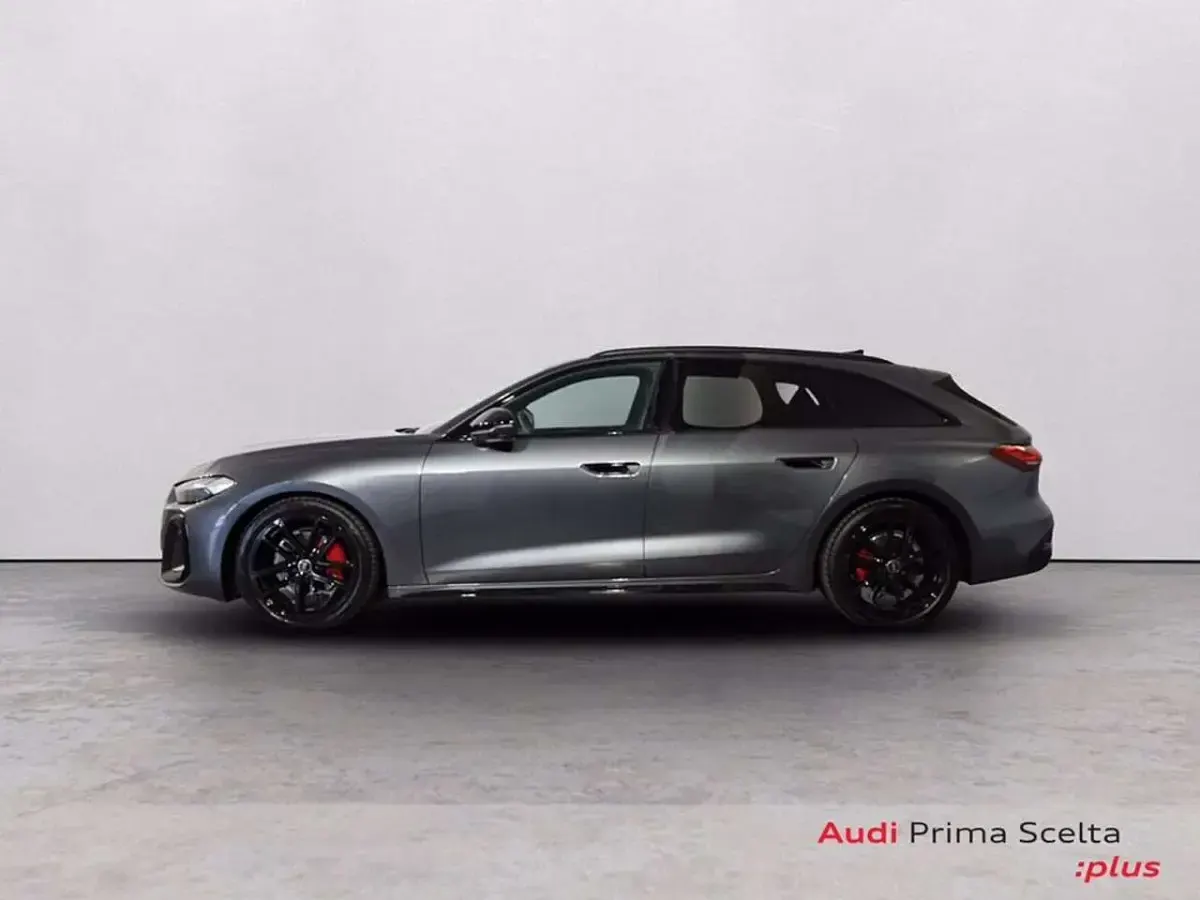 Usata Audi A5 S-Line 204 CV (150 kW) 2025 Grigio daytona perlato Station wagon