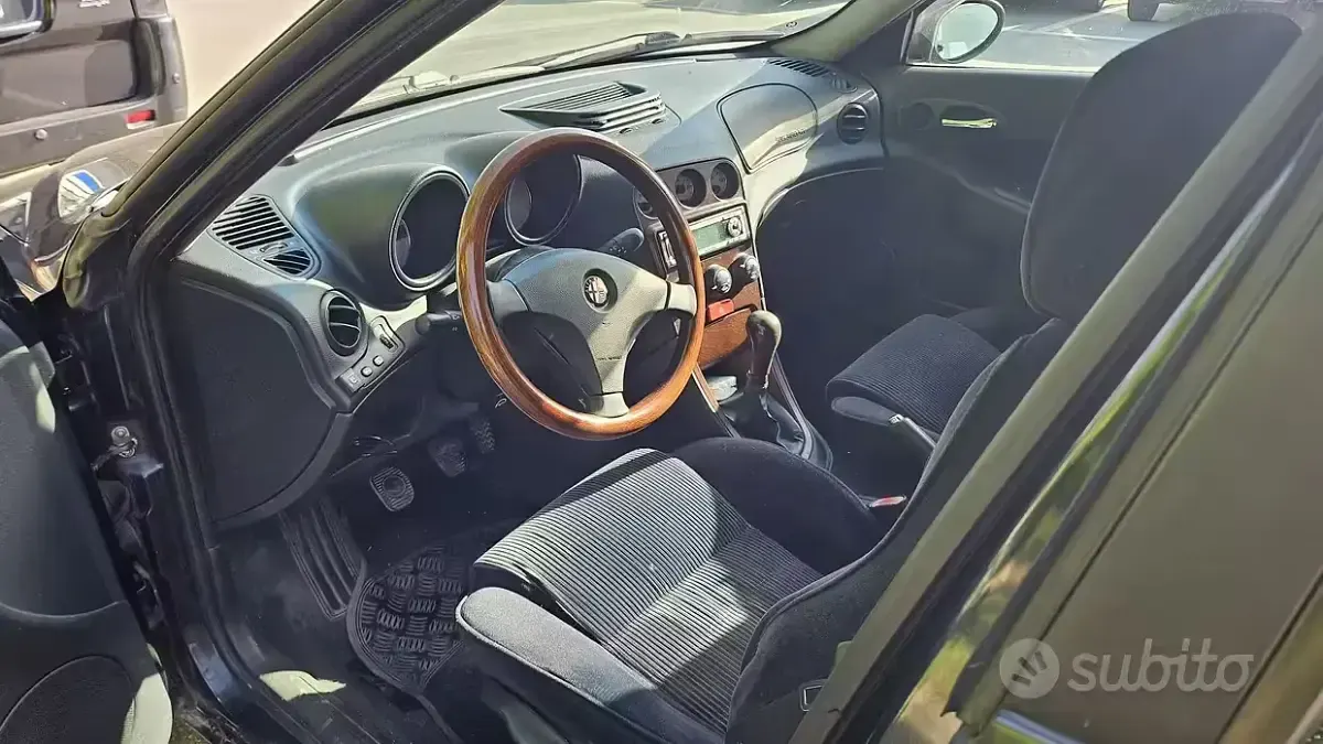 Usata Alfa Romeo 156 144 CV (105 kW) 1999 Berlina