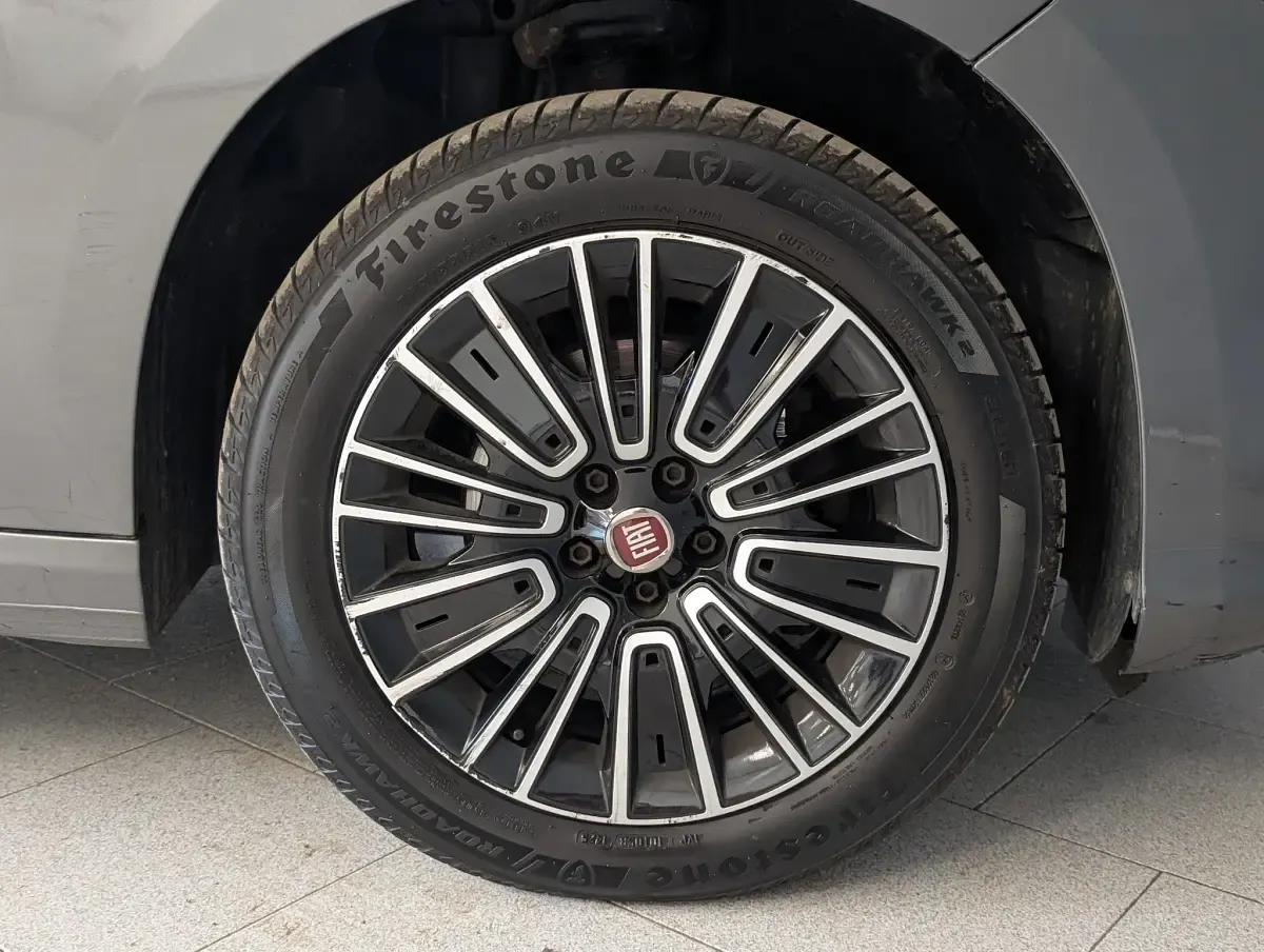 Usata Fiat Tipo 101 CV (74 kW) 2023 Grigio Berlina