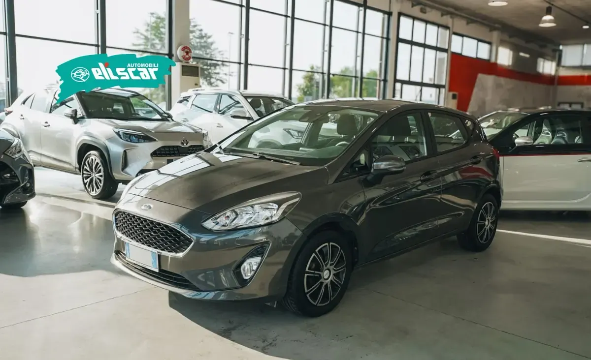 Usata Ford Fiesta 86 CV (63 kW) 2018 Grigio Utilitaria