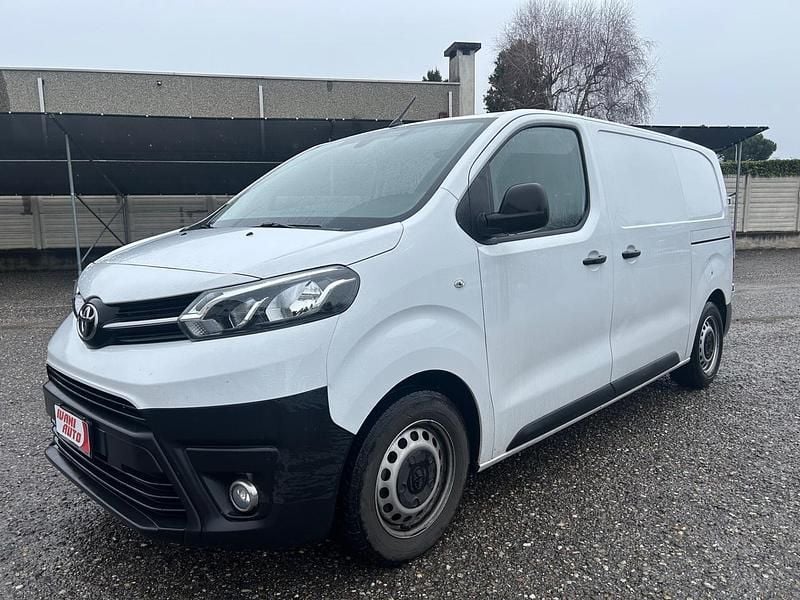 Usata Toyota Proace 102 CV (75 kW) 2024 Bianco Monovolume