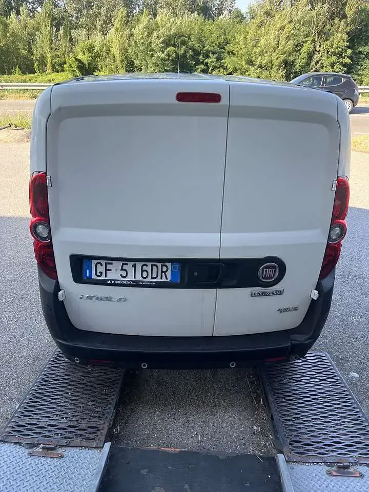 Usata Fiat Doblò 120 CV (88 kW) 2021 Other Monovolume
