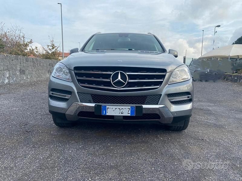Usata Mercedes ML250 Premium 204 CV (150 kW) 2012 Grigio SUV
