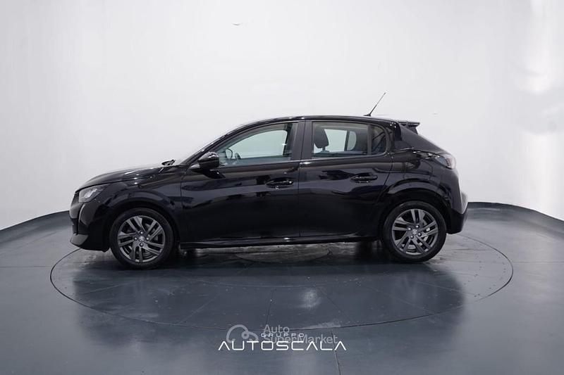 Usata Peugeot 208 Active 102 CV (75 kW) 2021 Nero perla Utilitaria