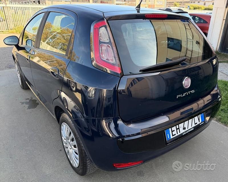 Usata Fiat Punto Evo 75 CV (55 kW) 2011 Blu Utilitaria