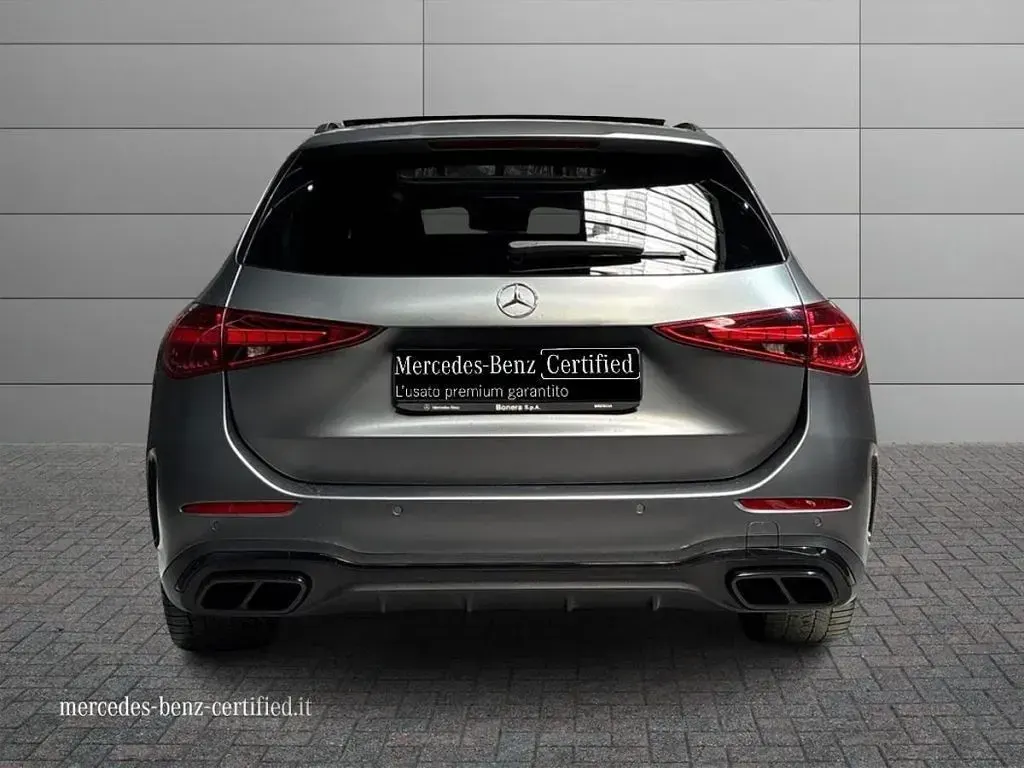 Usata Mercedes 300 Premium 265 CV (194 kW) 2022 Grigio selenite magno manufaktur Station wagon