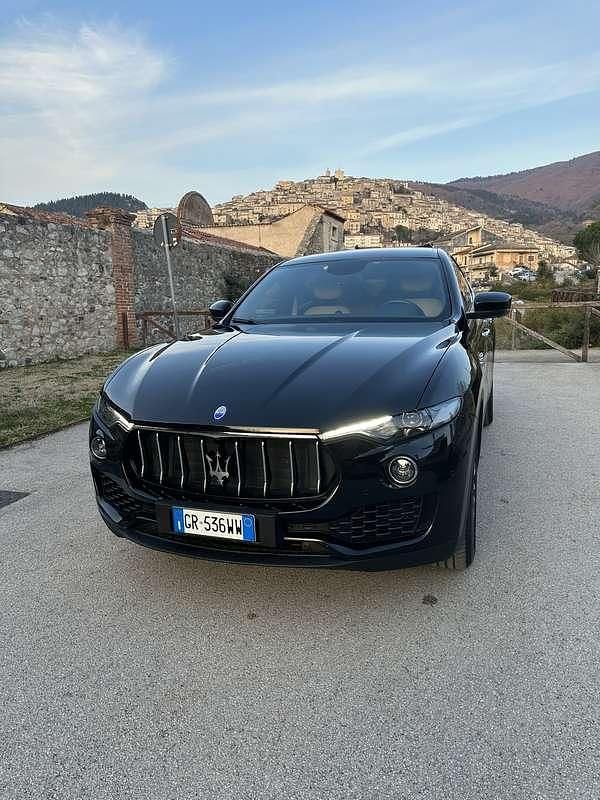 Usata Maserati Levante 275 CV (202 kW) 2017 SUV