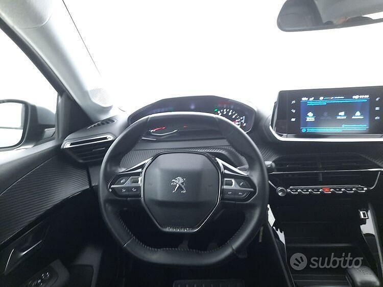 Usata Peugeot 208 Active 102 CV (75 kW) 2020 Grigio Utilitaria