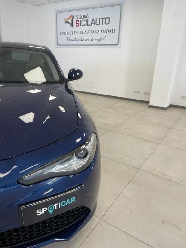 Usata Alfa Romeo Giulia Veloce 280 CV (205 kW) 2018 Blu Berlina
