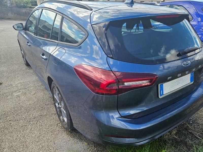 Usata Ford Focus ST-Line 125 CV (91 kW) 2023 Blu/azzurro Station wagon