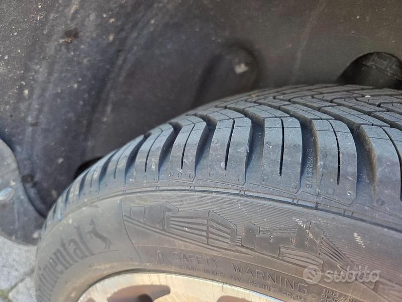 Usata Peugeot 2008 Allure 99 CV (72 kW) 2019 Bianco SUV