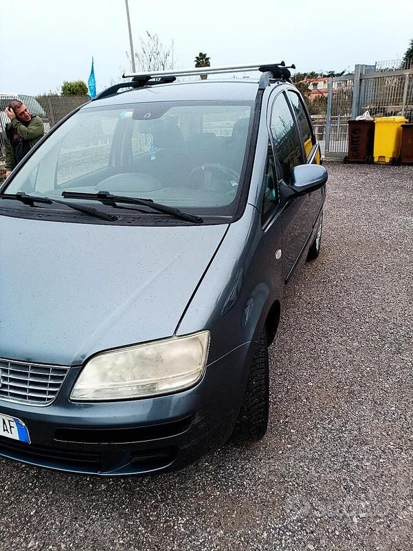 Usata Fiat Idea 95 CV (69 kW) 2010 Monovolume