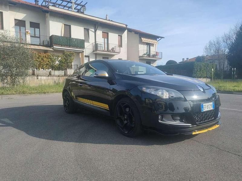 Usata Renault Mégane GT Line GT-Line 179 CV (131 kW) 2011 Coupé
