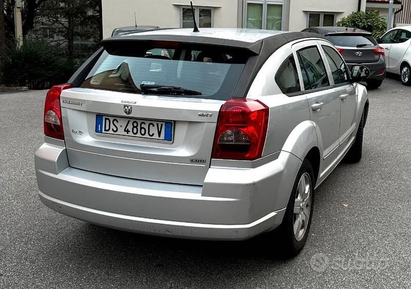 Usata Dodge Caliber 140 CV (102 kW) 2008 Utilitaria