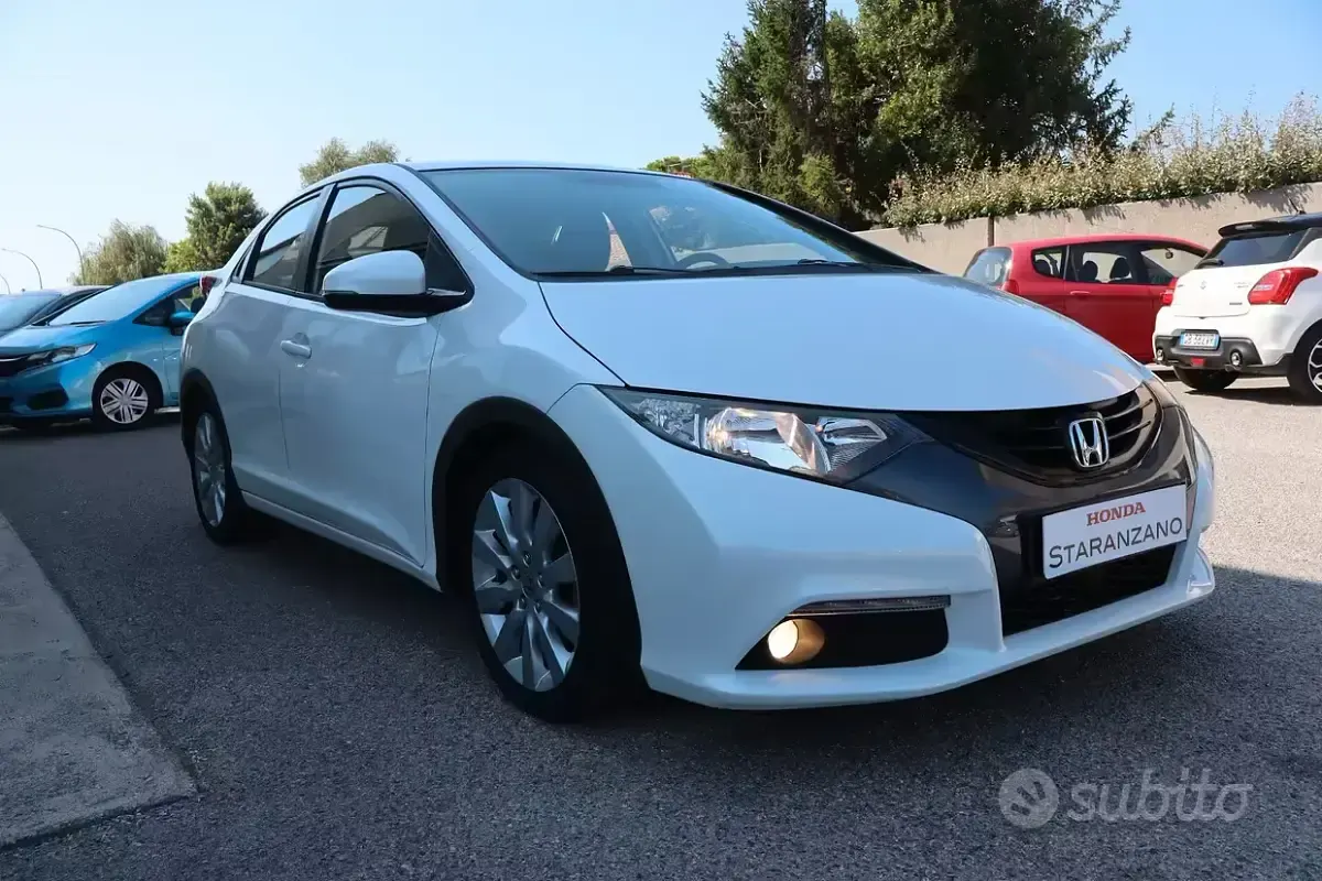 Usata Honda Civic Sport 99 CV (72 kW) 2012 Bianco Berlina