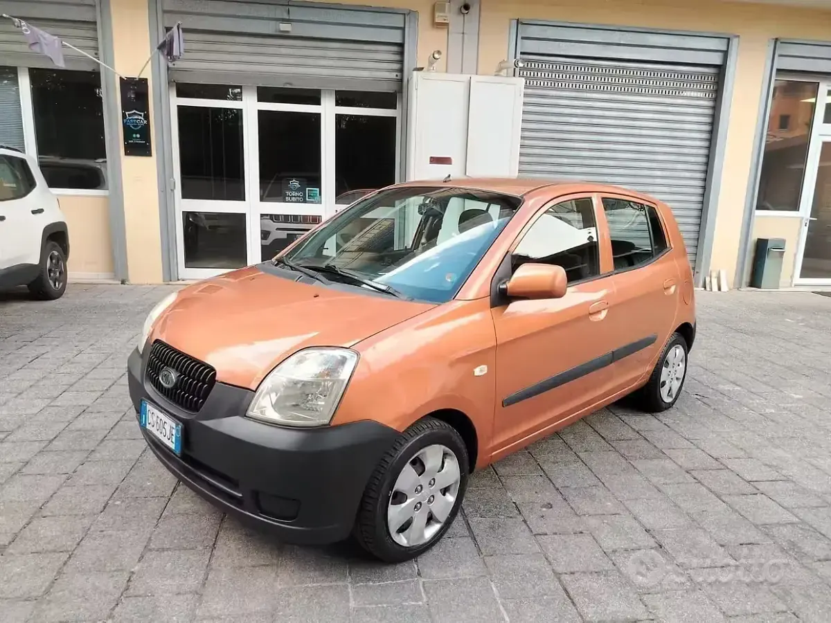 Usata Kia Picanto 61 CV (44 kW) 2005 Utilitaria