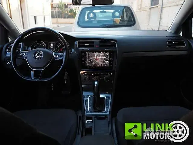 Usata VW Golf VII Business 116 CV (85 kW) 2018 Grigio Station wagon